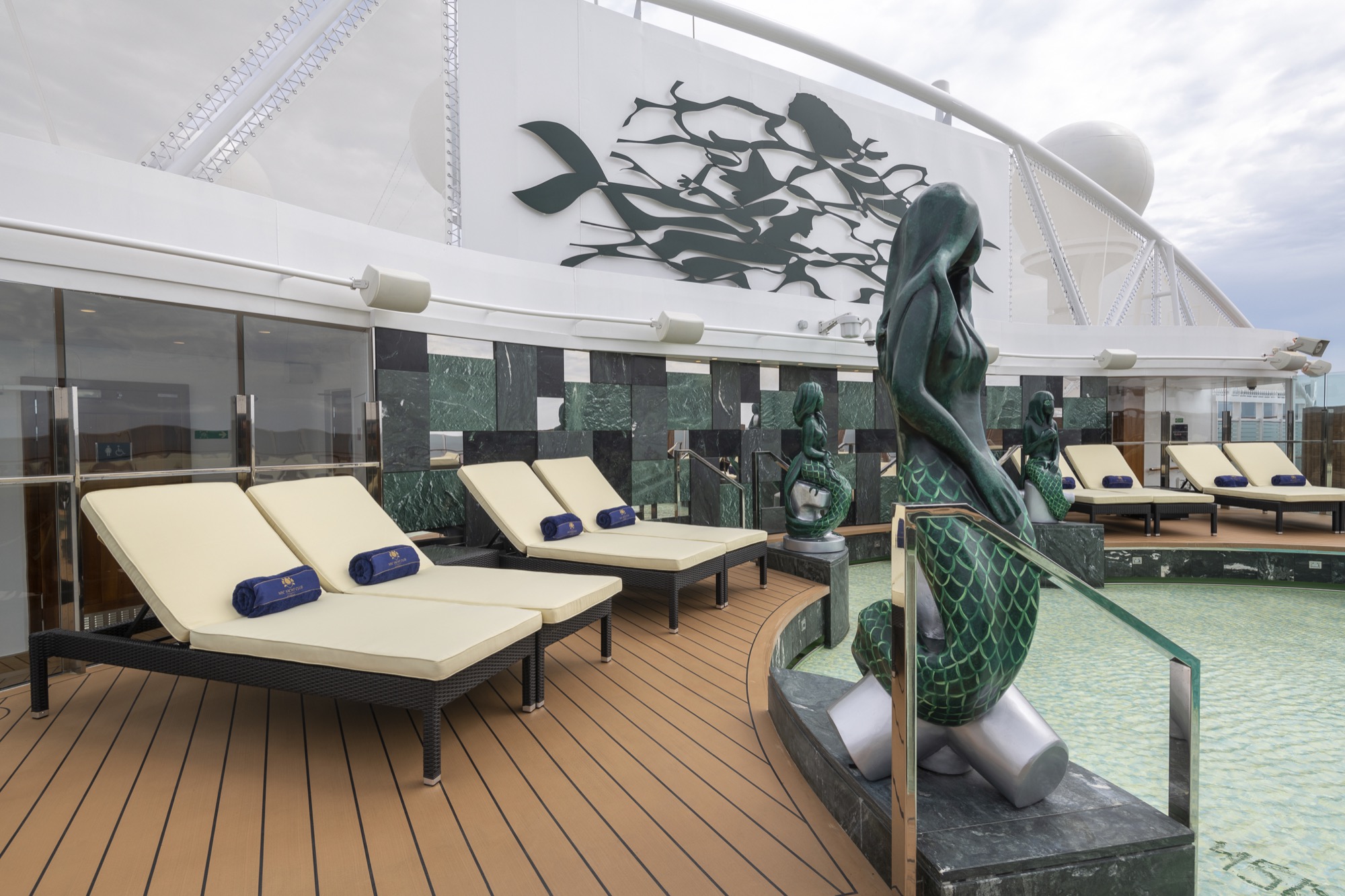 MSC Cruises MSC Seaview Yacht Club 2.jpg
